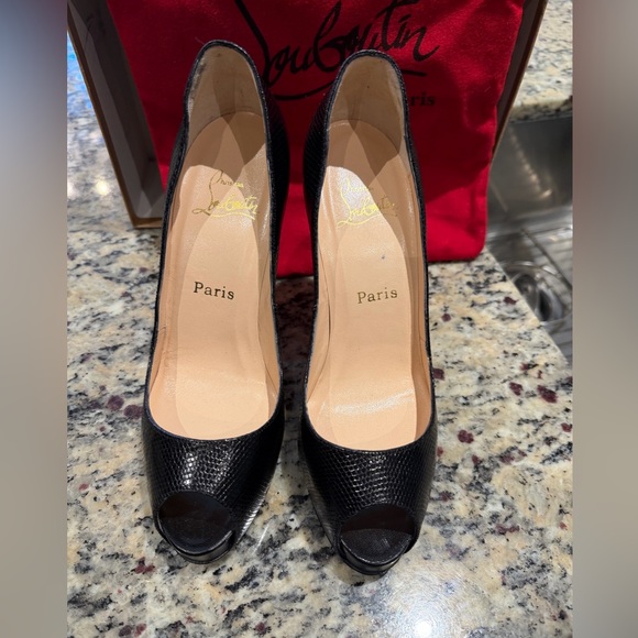 Christian Louboutin Very Prive Black Peep Toe Heels 8B - Picture 4 of 5